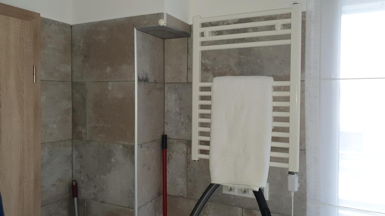 Kekvitorla Apartman Keszthely Luaran gambar