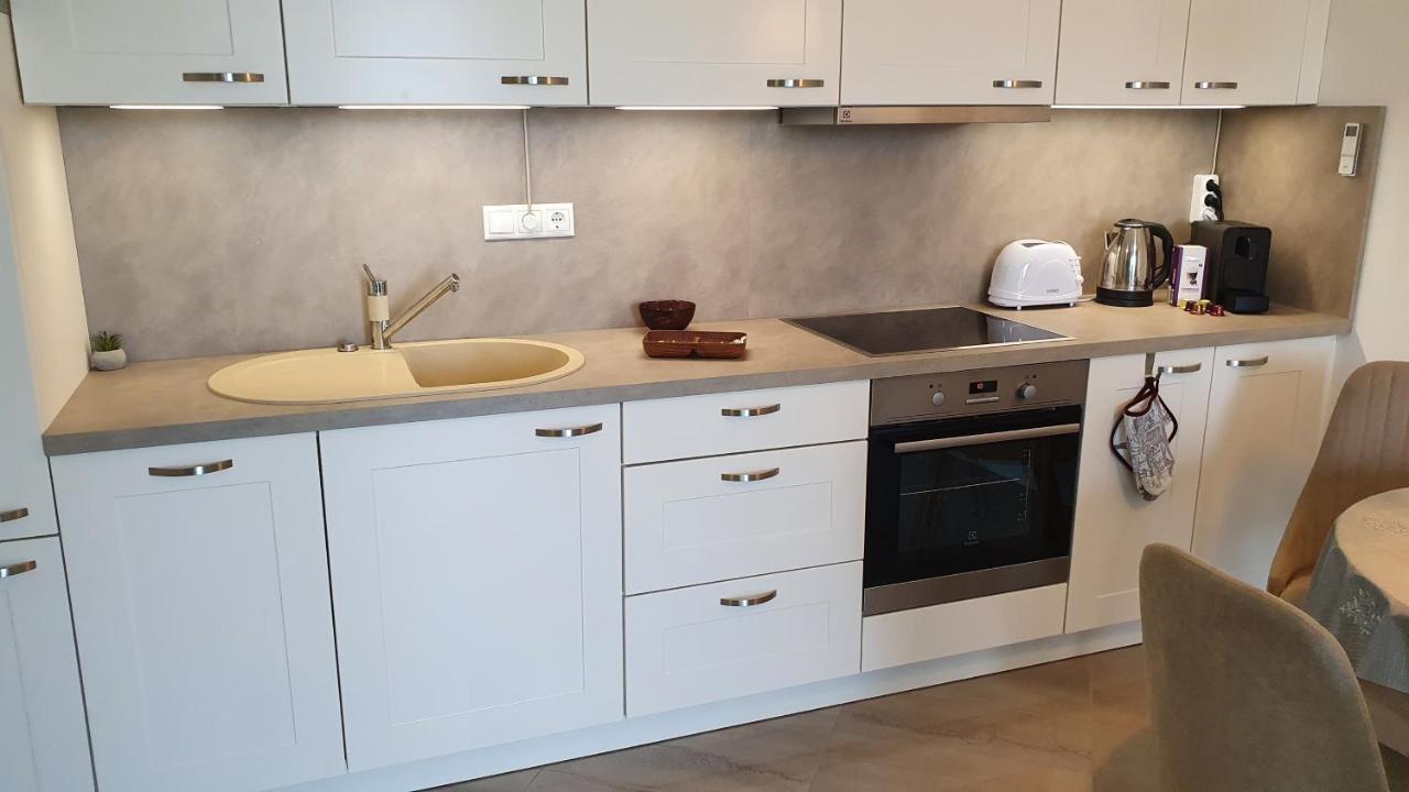 Kekvitorla Apartman Keszthely Luaran gambar